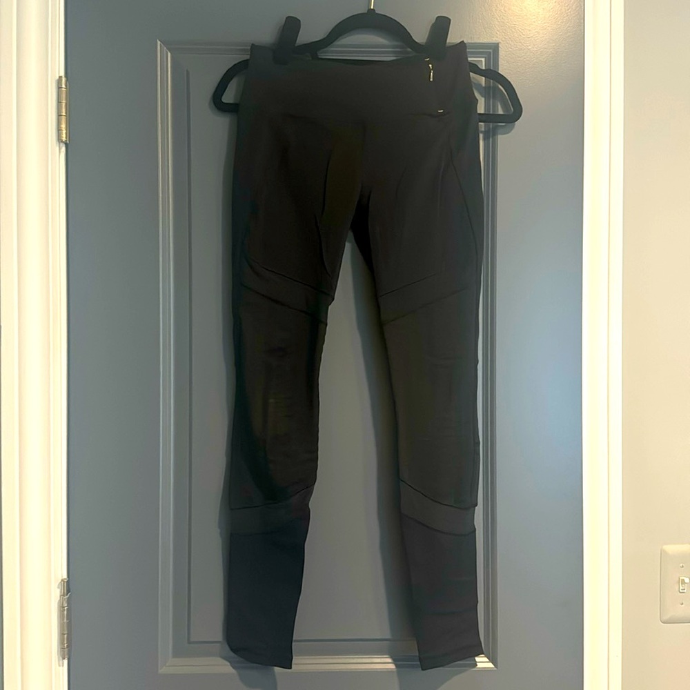 Calia by Carrie Underwood, Black Leggings, Size Small